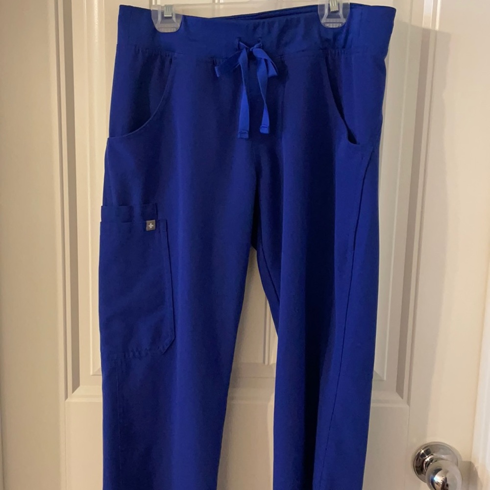 Figs Kade Cargo Scrub Pants